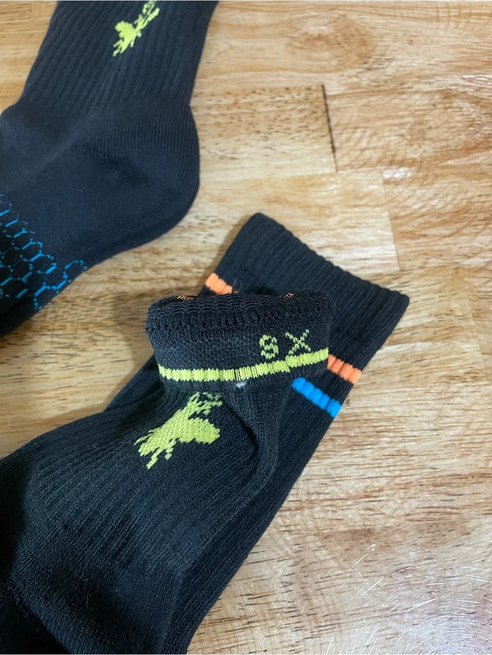 Kids Bombas  Bombas Black Athletic Crew Socks with Neon Green Logo - 6 Pack. XS